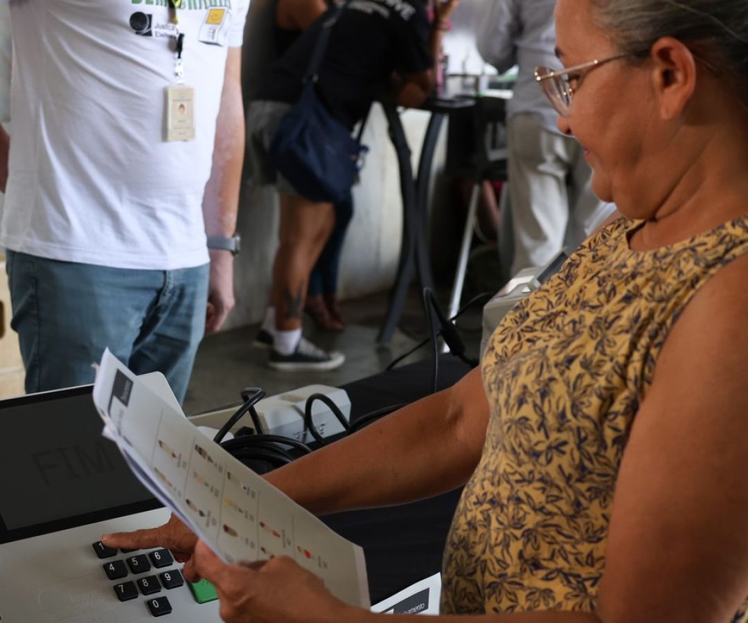 TRE-RJ distribui mais de 1 milhão de colas eleitorais para dia do voto