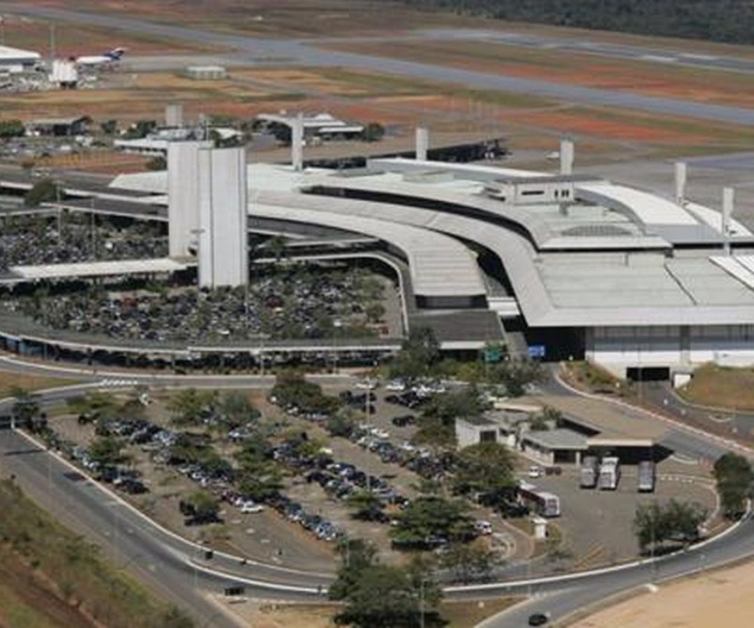 BH: Aeroporto de Confins suspende operações por problema na pista