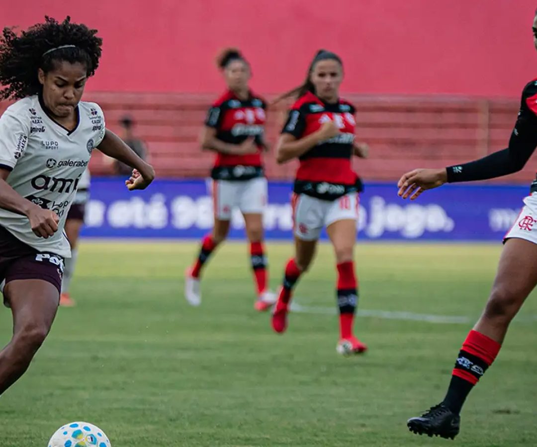 Brasileirão Feminino: Flamengo vence Ferroviára nas quartas por 1 a 0