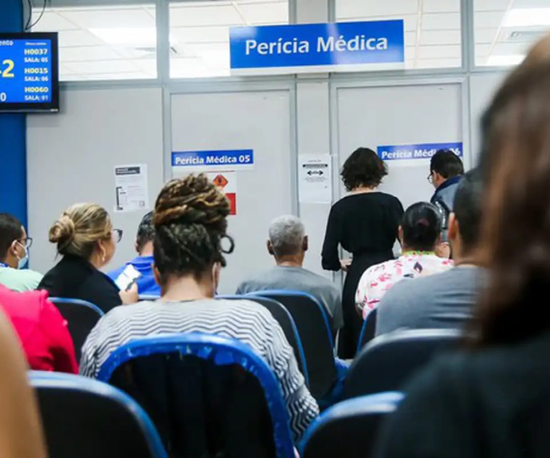 Fila de espera do INSS cai para 1,2 milhão de requerimentos