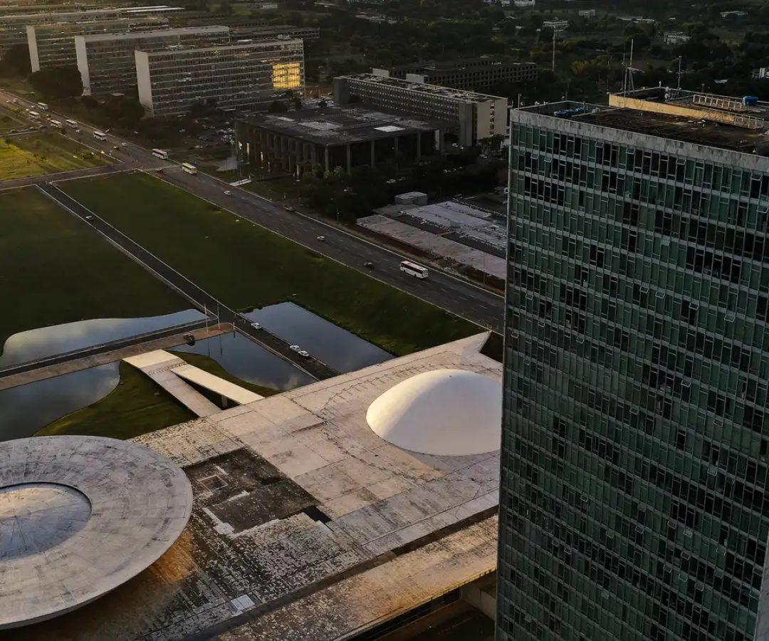 Eleições 2026: saiba quais são as atribuições de senadores e deputados