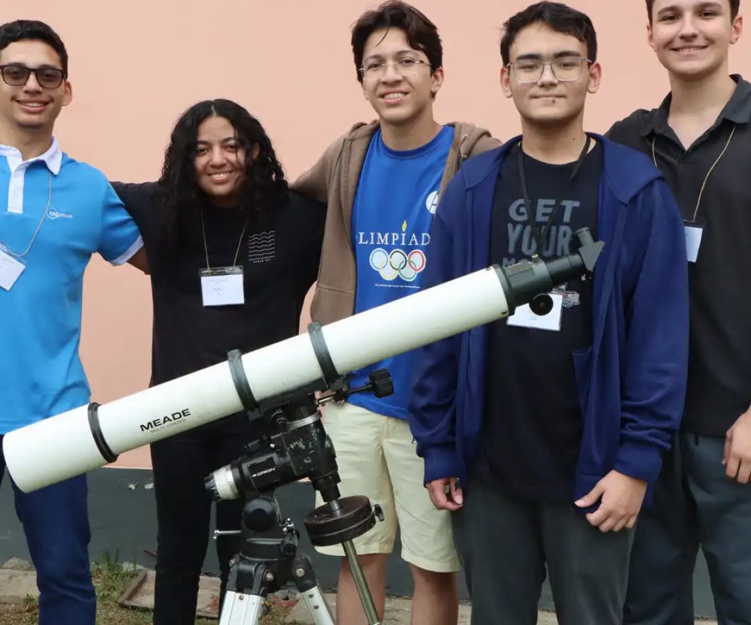 Olimpíada de Astronomia no Vietnã tem cinco estudantes brasileiros