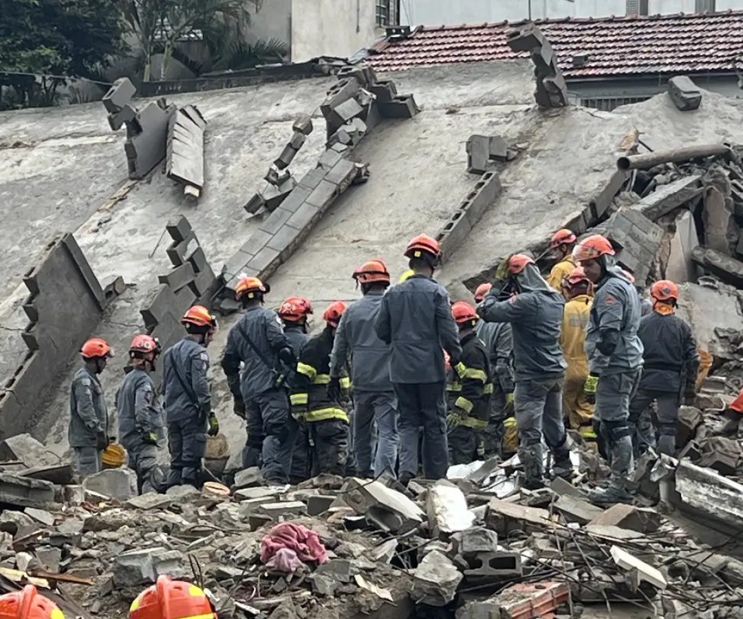 Desabamento de prédio em construção deixa dois mortos em São Paulo