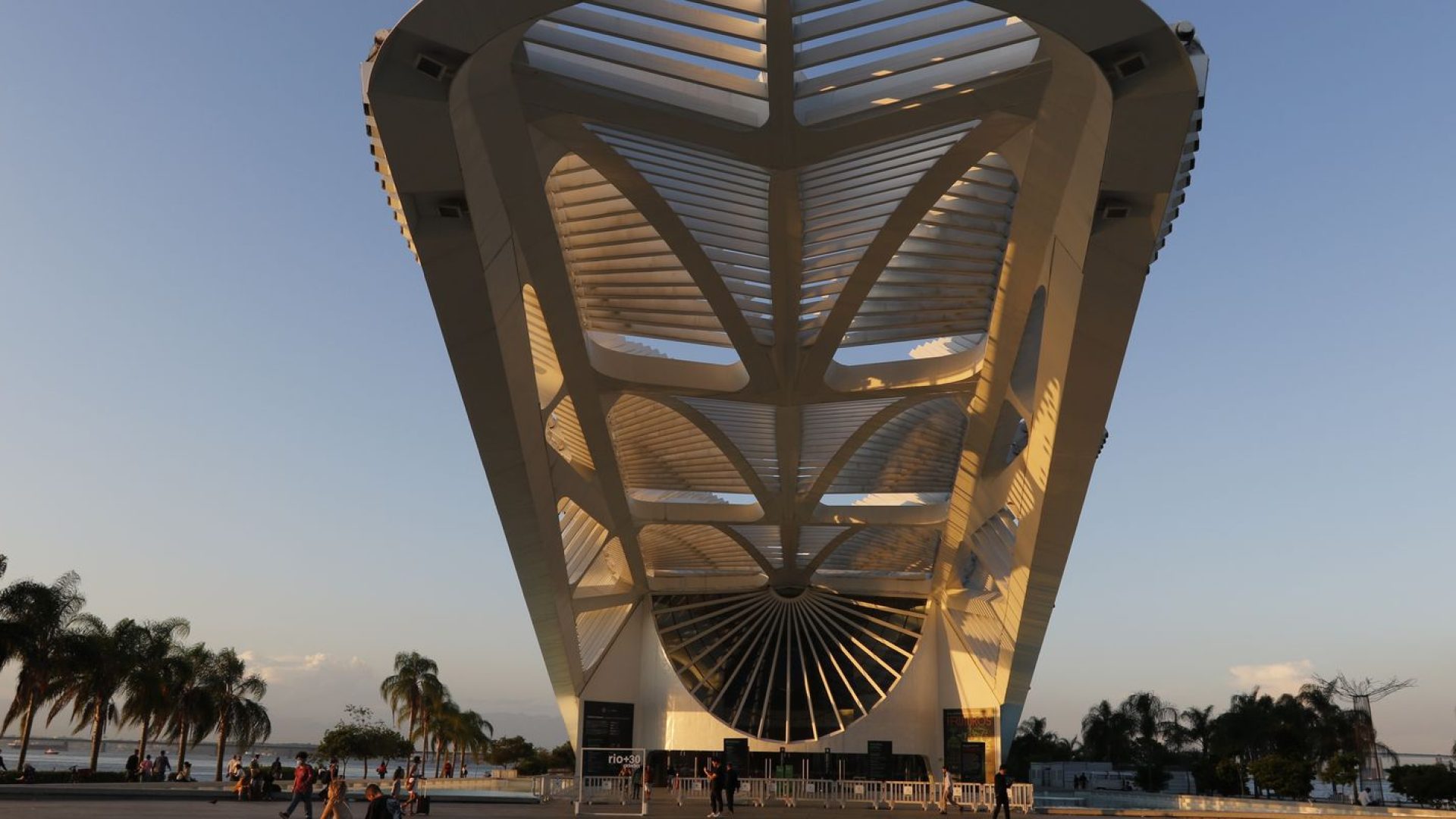 EBC participa de evento internacional sobre futuro do futebol feminino