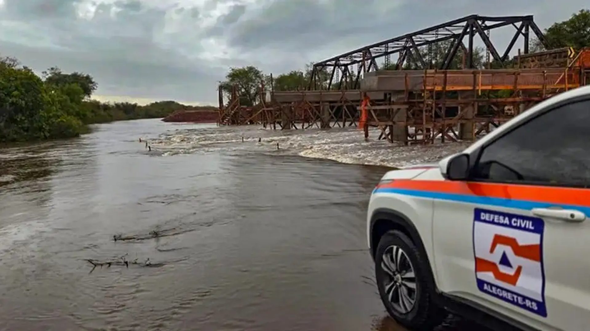 Rio Grande do Sul tem 206 cidades afetadas por fortes chuvas